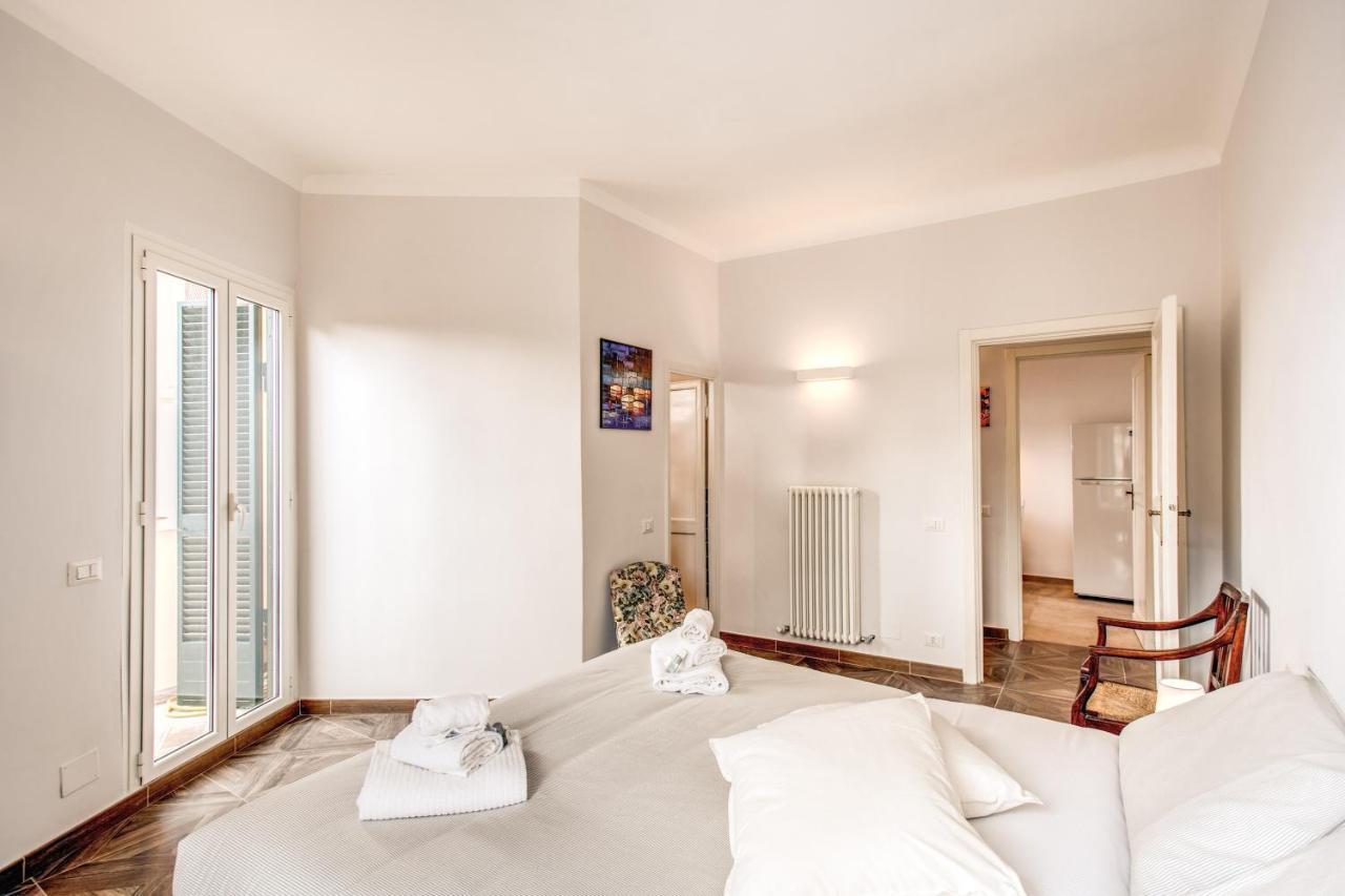 Cavour Attic With Terrace Apartment Roma Exterior foto