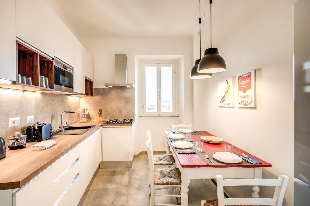 Cavour Attic With Terrace Apartment Roma Exterior foto
